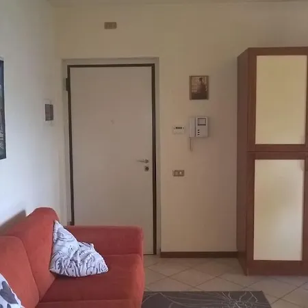 Lovely Flat In شقة لوكا